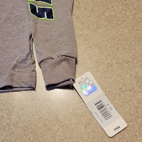 Seattle Seahawks Gray Long Sleeve Shirt SIZE 8 - Picture 5 of 5